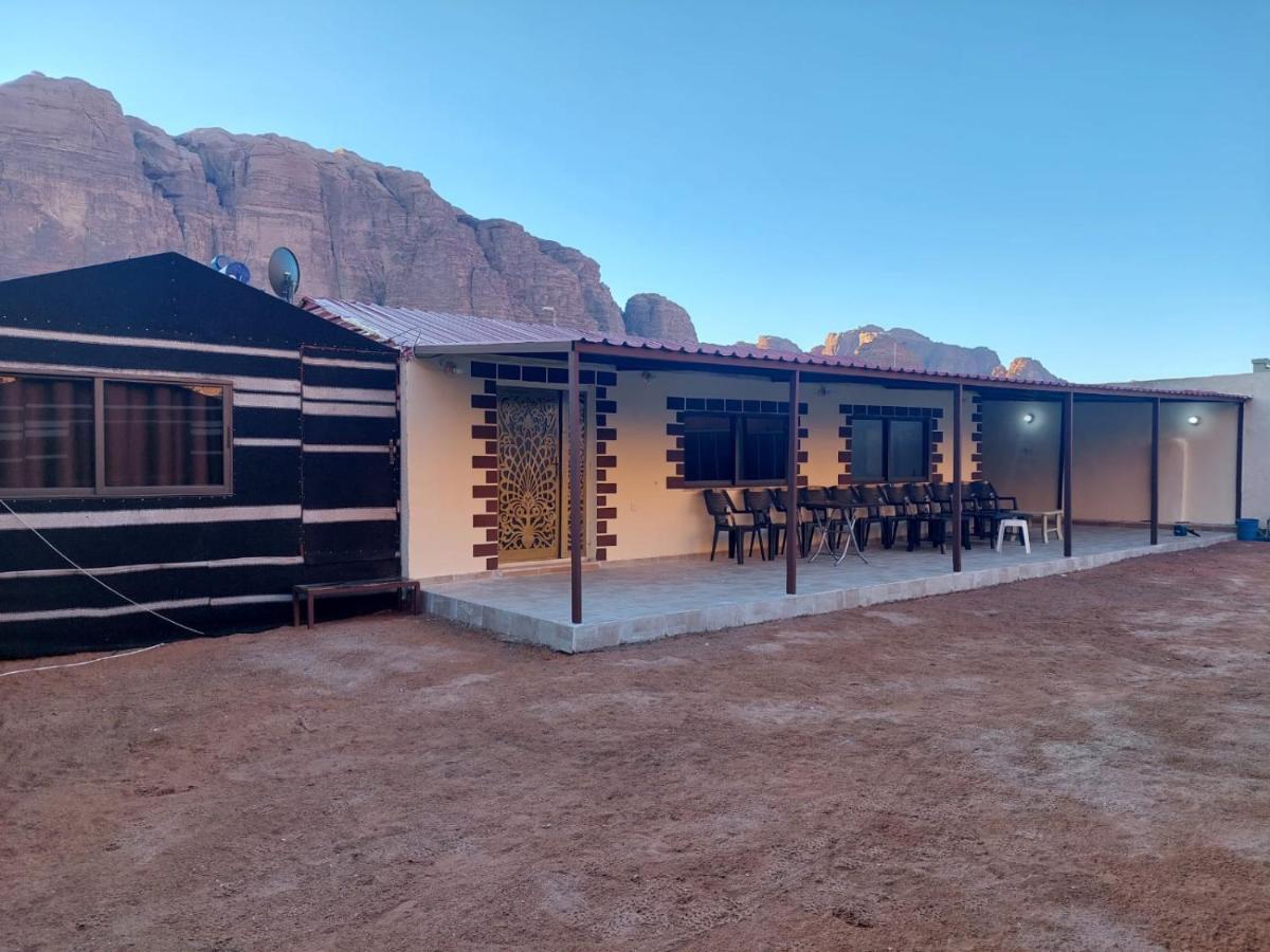 Wadi Rum Oryx Hostel & Tours Ngoại thất bức ảnh