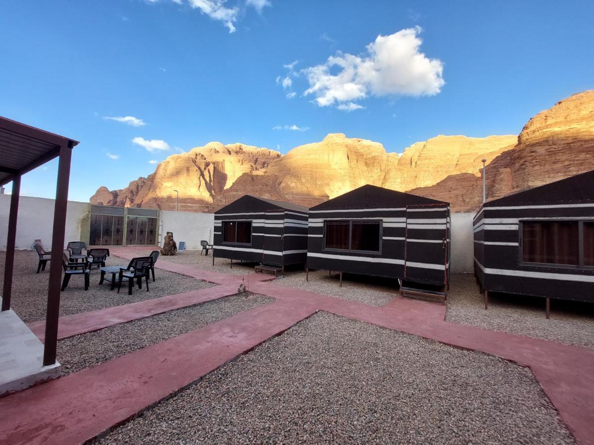 Wadi Rum Oryx Hostel & Tours Ngoại thất bức ảnh