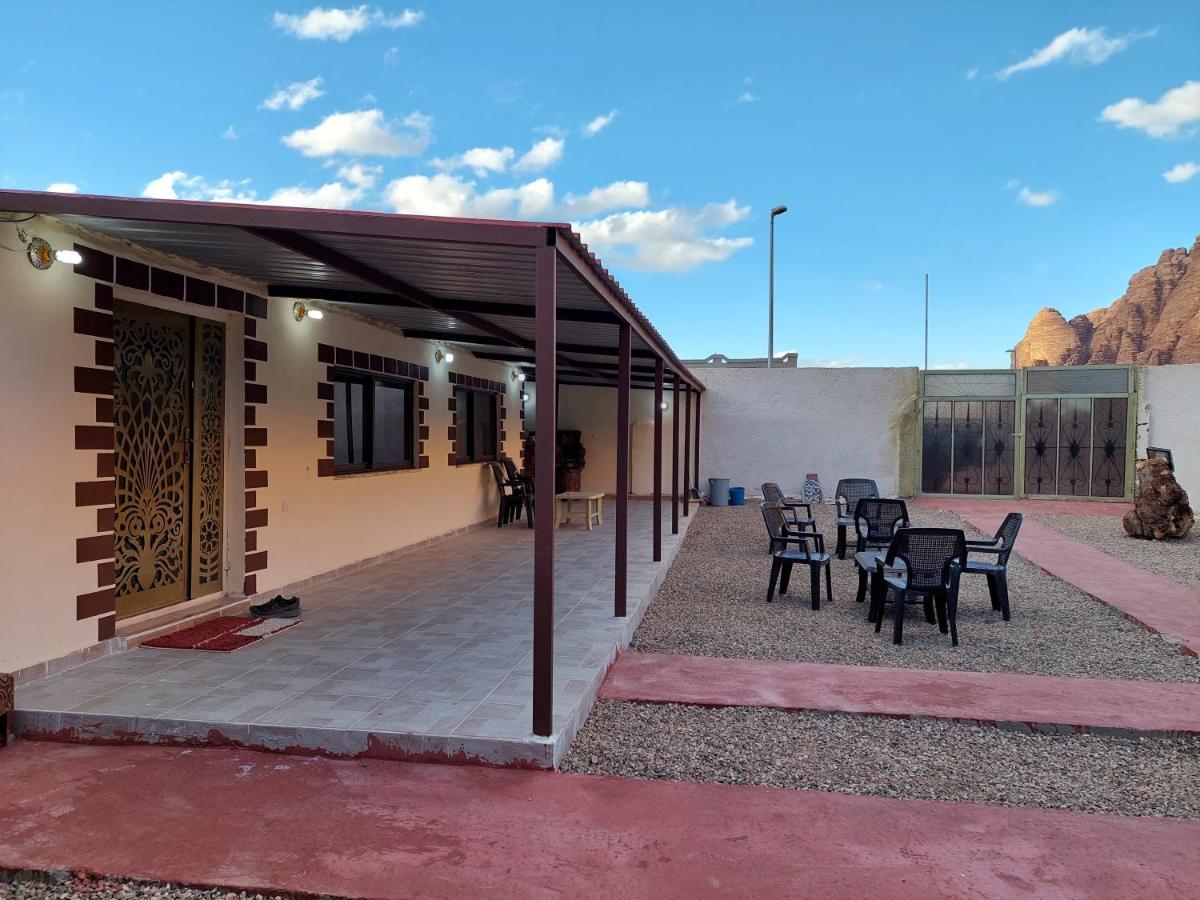 Wadi Rum Oryx Hostel & Tours Ngoại thất bức ảnh