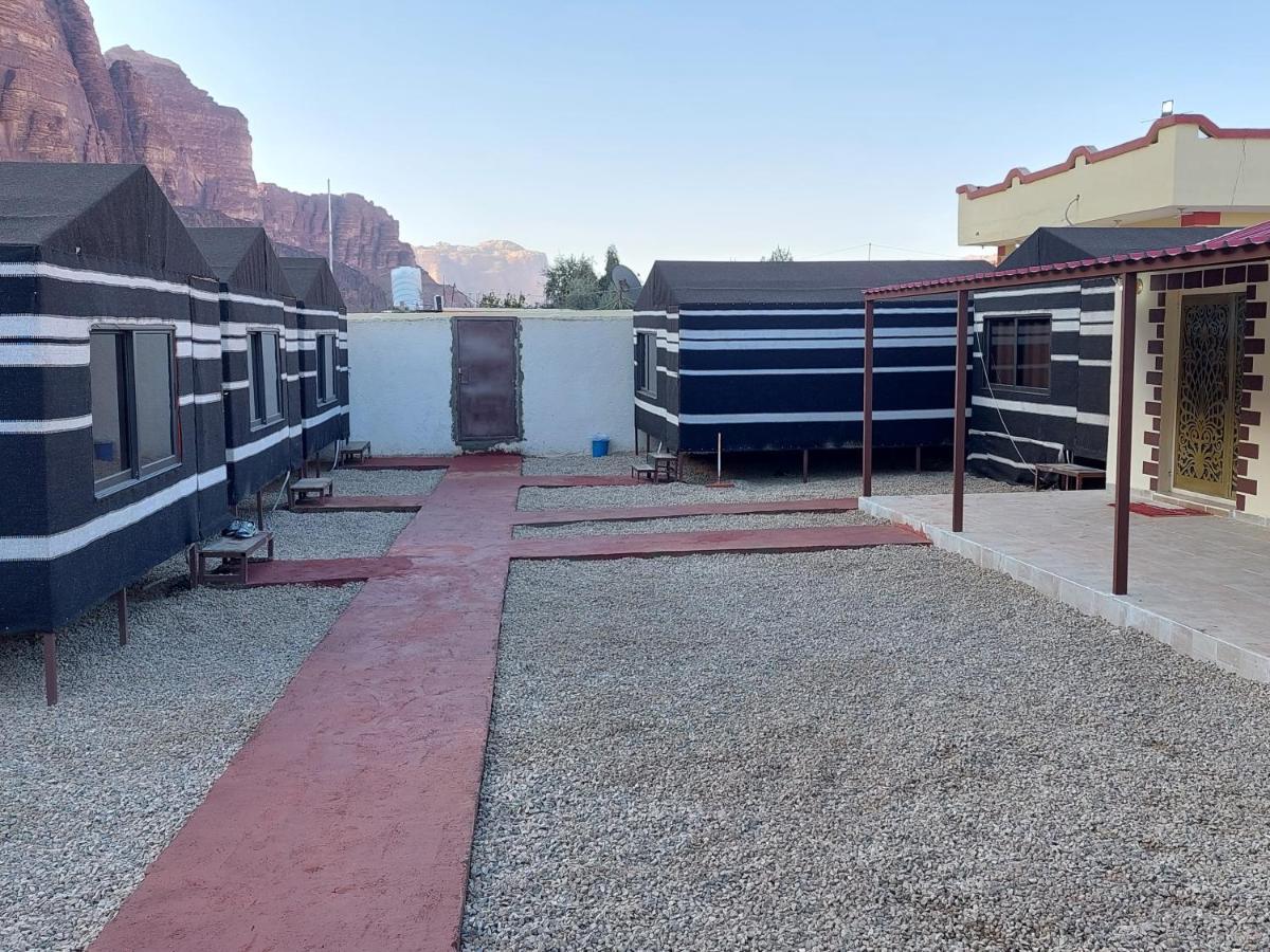 Wadi Rum Oryx Hostel & Tours Ngoại thất bức ảnh