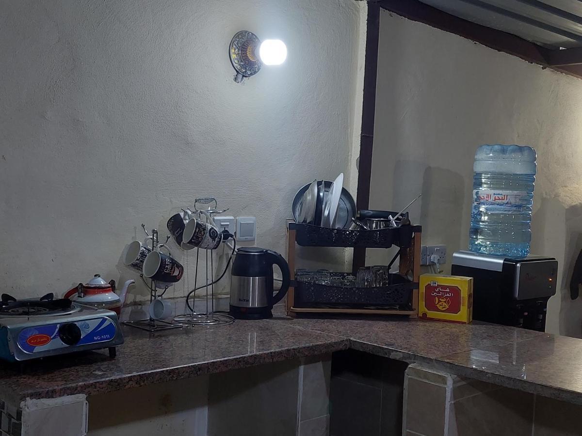 Wadi Rum Oryx Hostel & Tours Ngoại thất bức ảnh