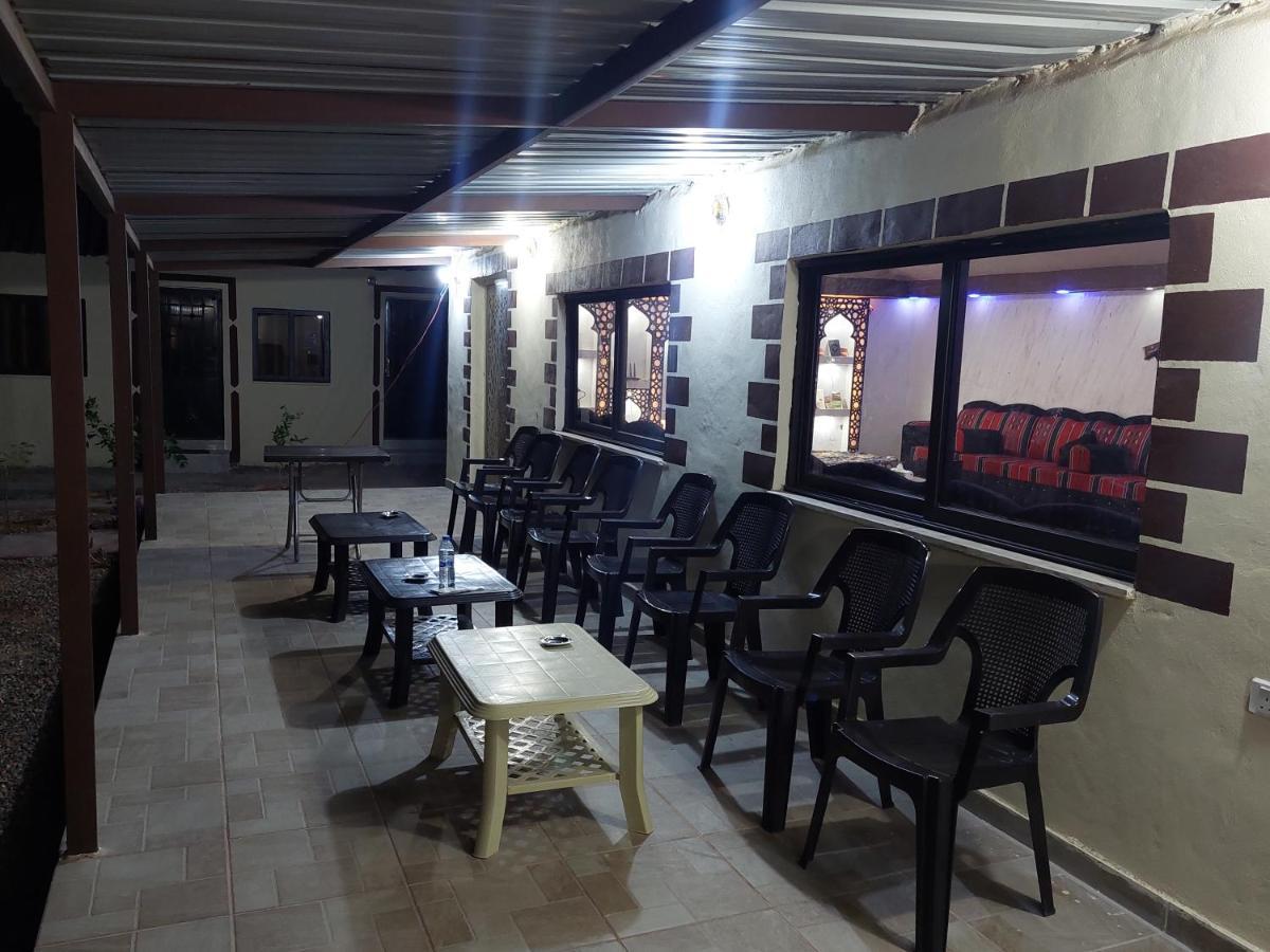 Wadi Rum Oryx Hostel & Tours Ngoại thất bức ảnh