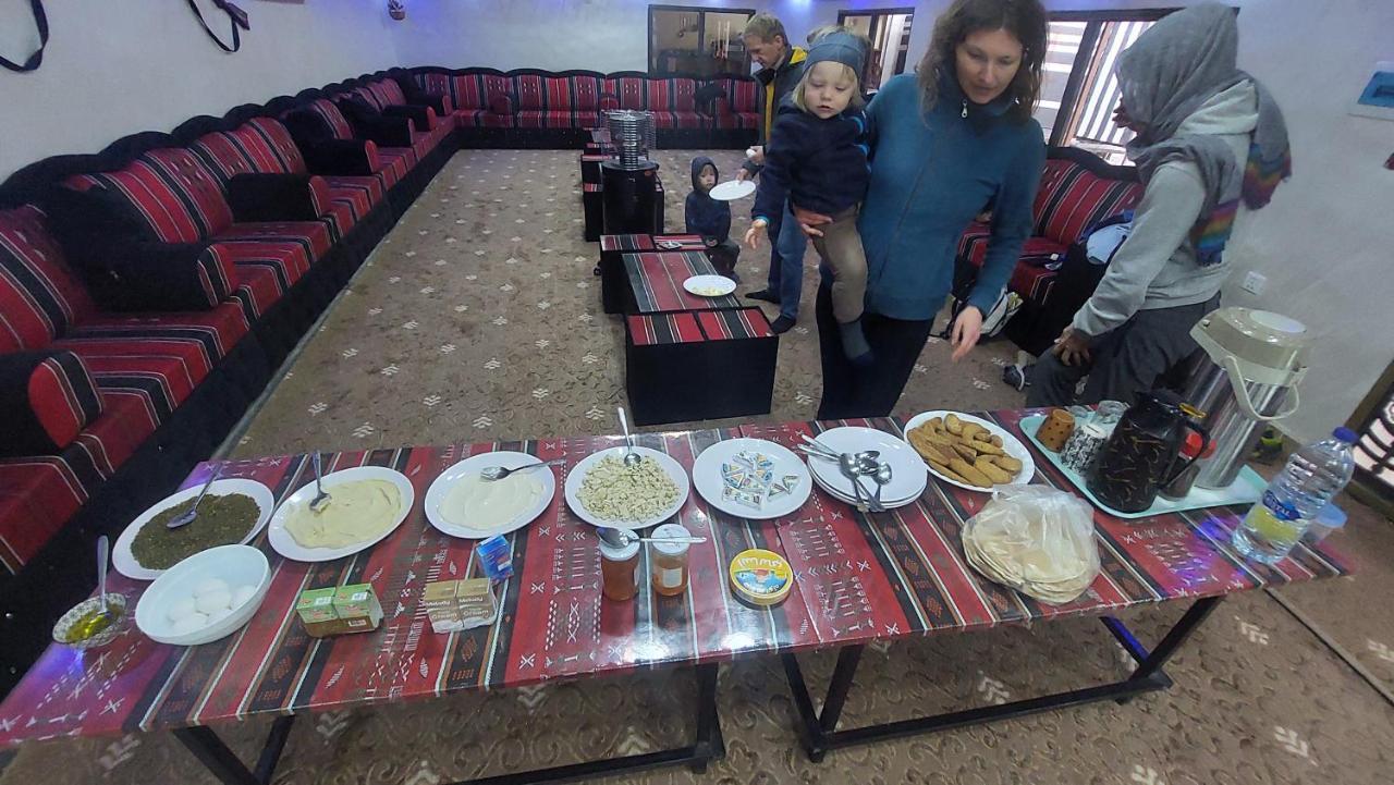 Wadi Rum Oryx Hostel & Tours Ngoại thất bức ảnh