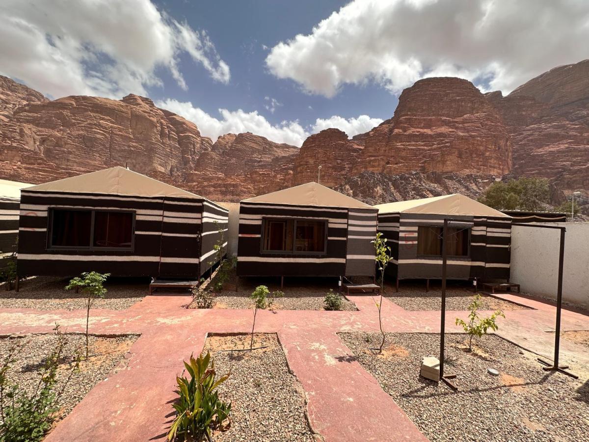 Wadi Rum Oryx Hostel & Tours Ngoại thất bức ảnh